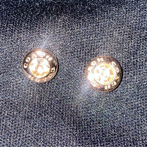 Coach Open Circle Stone Stud Earrings. Color: Rose Gold - Picture 4 of 5